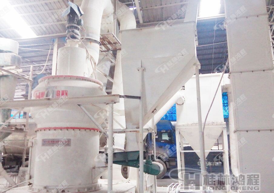 80-800目貝殼磨粉機，貝殼雷蒙磨粉機，經(jīng)濟型貝殼磨粉機-桂林鴻程HC系列縱擺式磨粉機