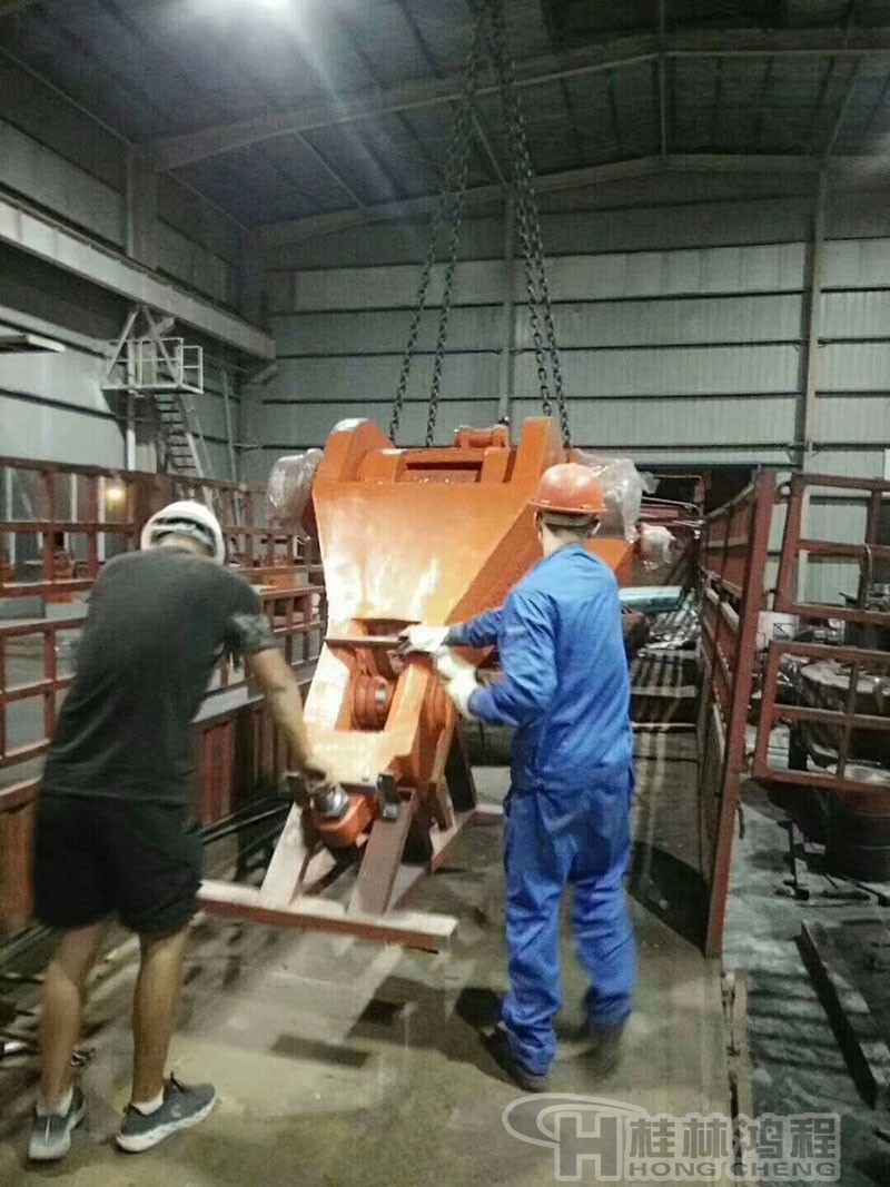 桂林鴻程HLM1700大型高嶺土立式磨機 桂林鴻程HLM1700大型高嶺土立式磨機