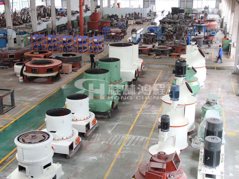 小型礦石磨粉機在哪里能買到? 到桂林鴻程磨粉機生產(chǎn)基地 小型礦石磨粉機在哪里能買到? 到桂林鴻程磨粉機生產(chǎn)基地