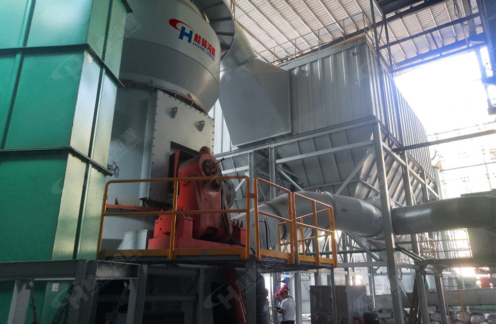 HLM2400碳酸錳立磨 電解錳 第二臺120噸/時 設備地點:湖北 HLM2400碳酸錳立磨 電解錳 第二臺120噸/時 設備地點:湖北